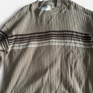 🚨$5 CLEAROUT 🚨 Hollister Men's Tan Sweater